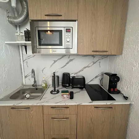 Juan Les Pins Centre, 3-person With Mezzanine * 앙티브